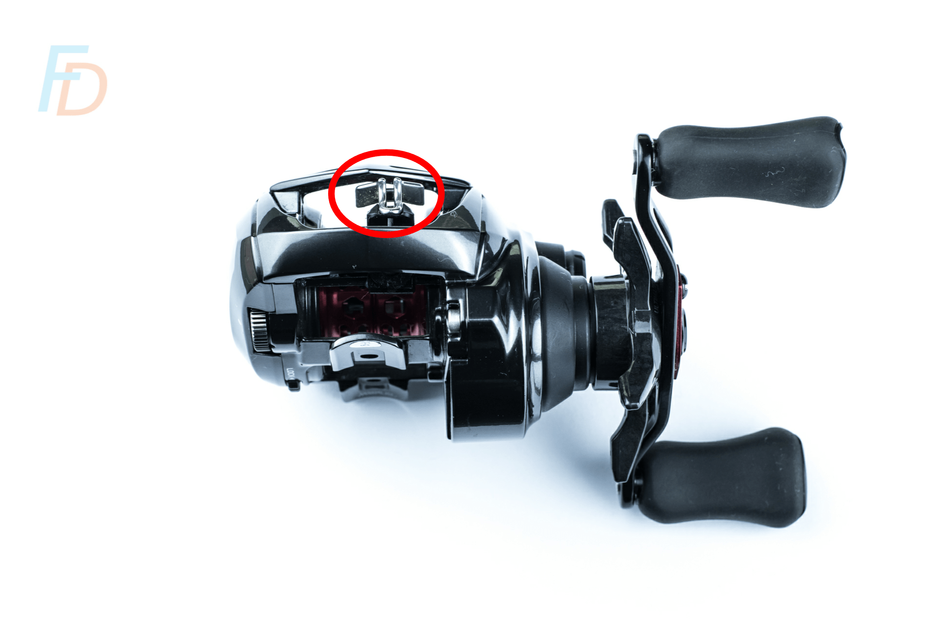 Highlighted T-Wing System on Alphas Air Reel